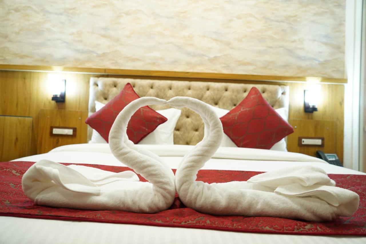 Hotel Shanti Sagar Kharar Dış mekan fotoğraf