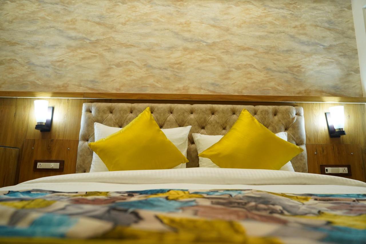 Hotel Shanti Sagar Kharar Dış mekan fotoğraf