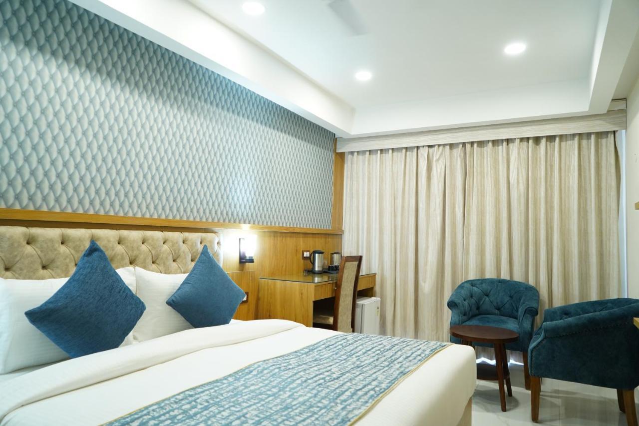 Hotel Shanti Sagar Kharar Dış mekan fotoğraf