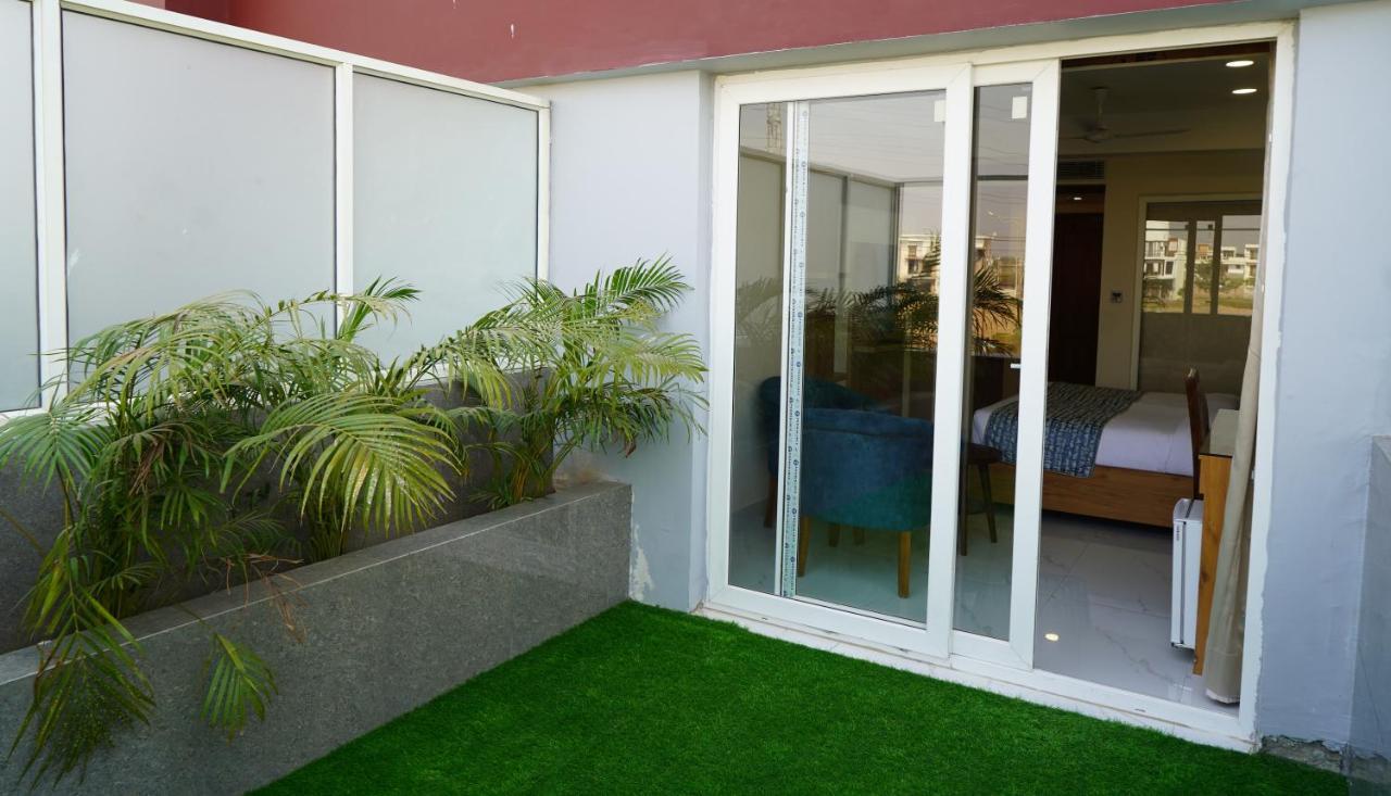 Hotel Shanti Sagar Kharar Dış mekan fotoğraf