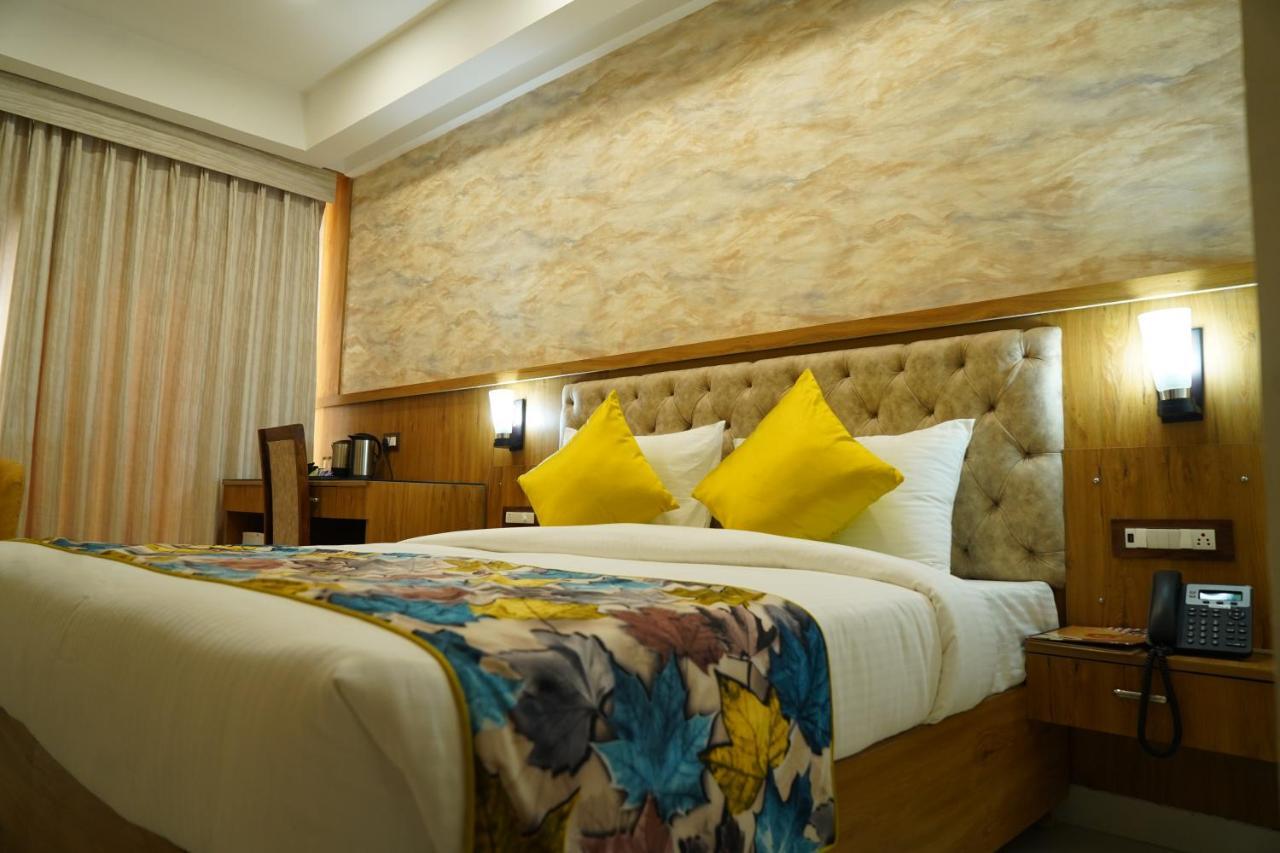 Hotel Shanti Sagar Kharar Dış mekan fotoğraf